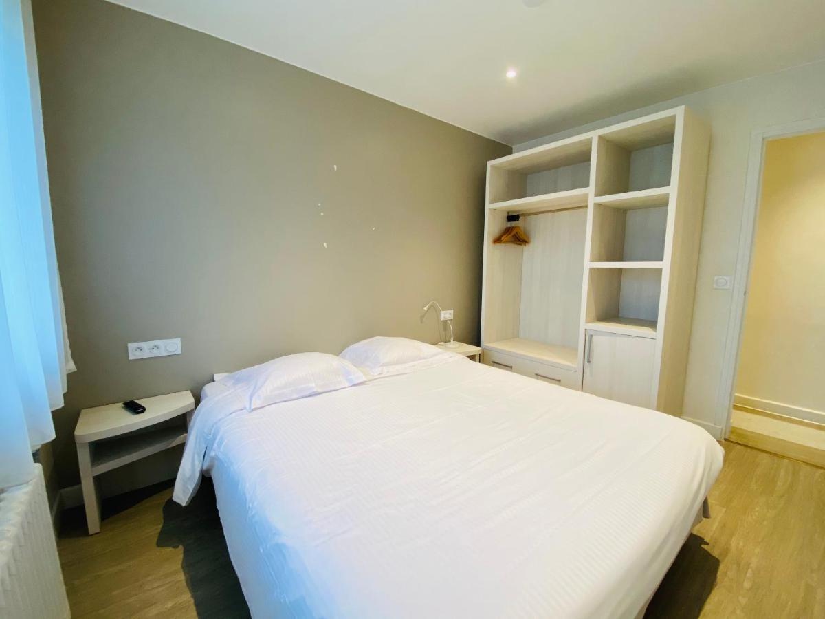 Contact Hotel - Motel Les Bleuets & Spa La Riviere-Saint-Sauveur Exterior photo
